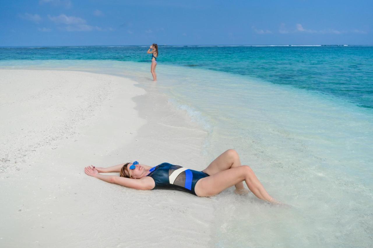 Sevinex Inn Feridhoo Bagian luar foto