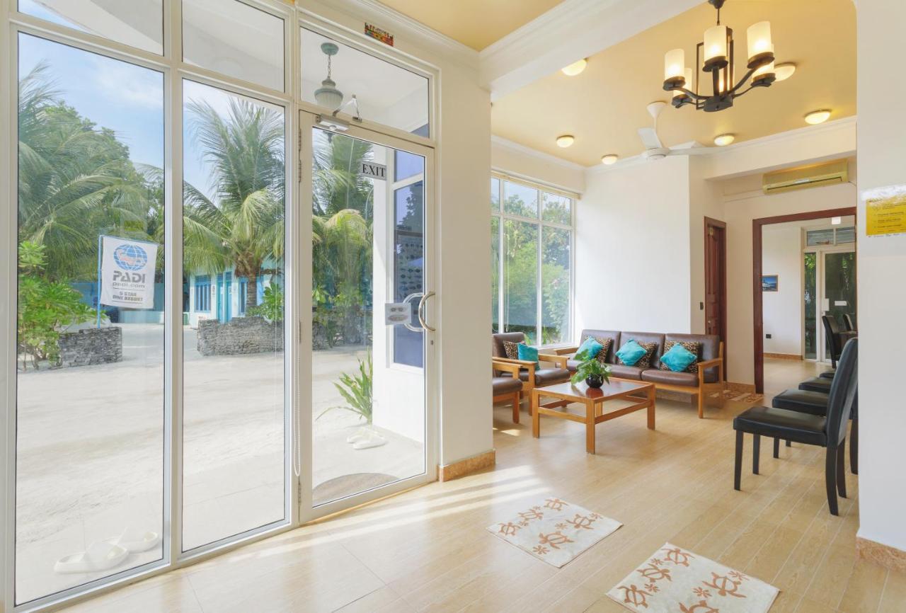 Sevinex Inn Feridhoo Bagian luar foto