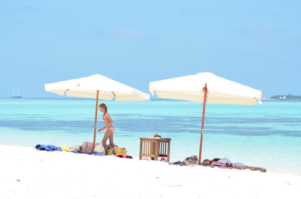 Sevinex Inn Feridhoo Bagian luar foto