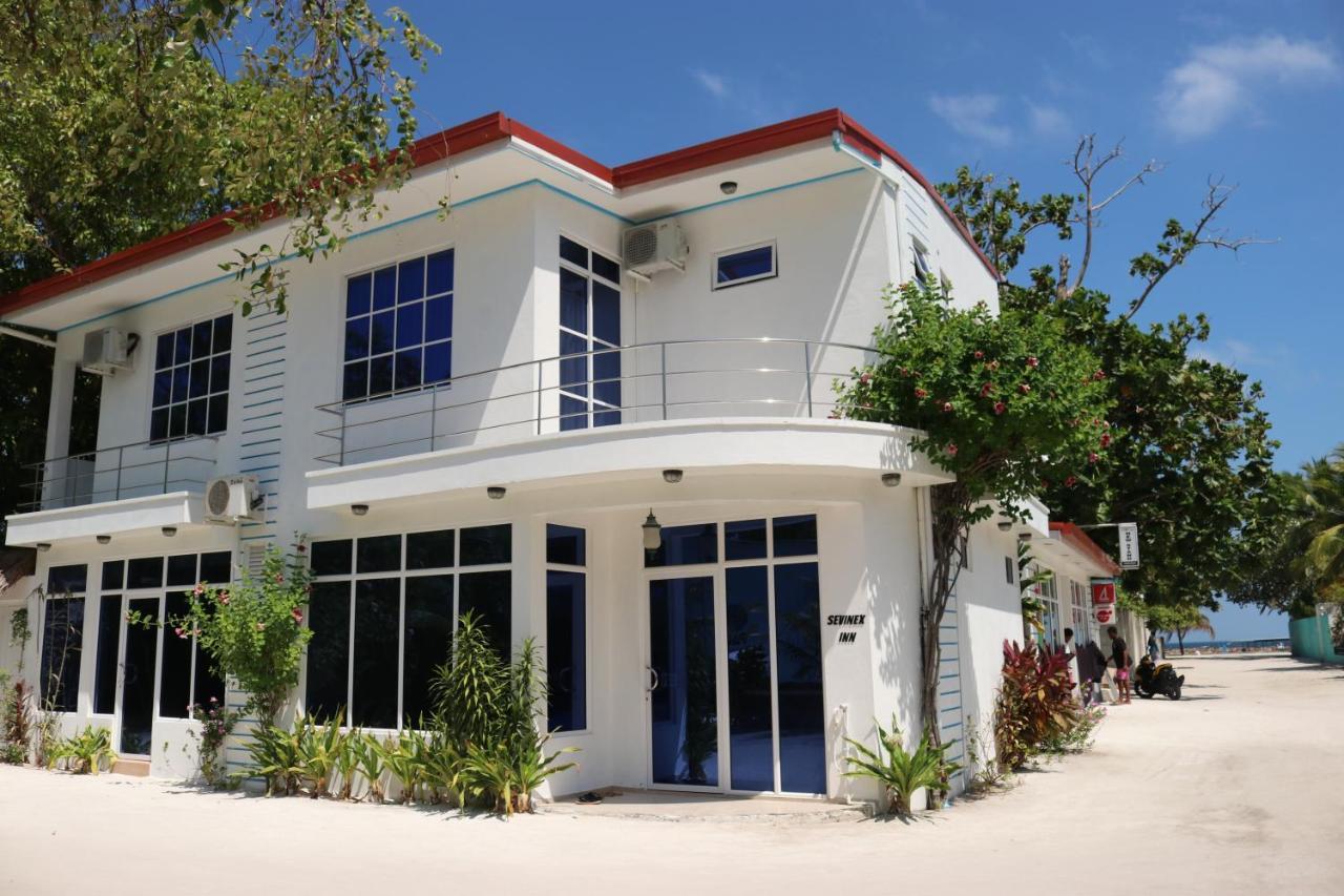 Sevinex Inn Feridhoo Bagian luar foto